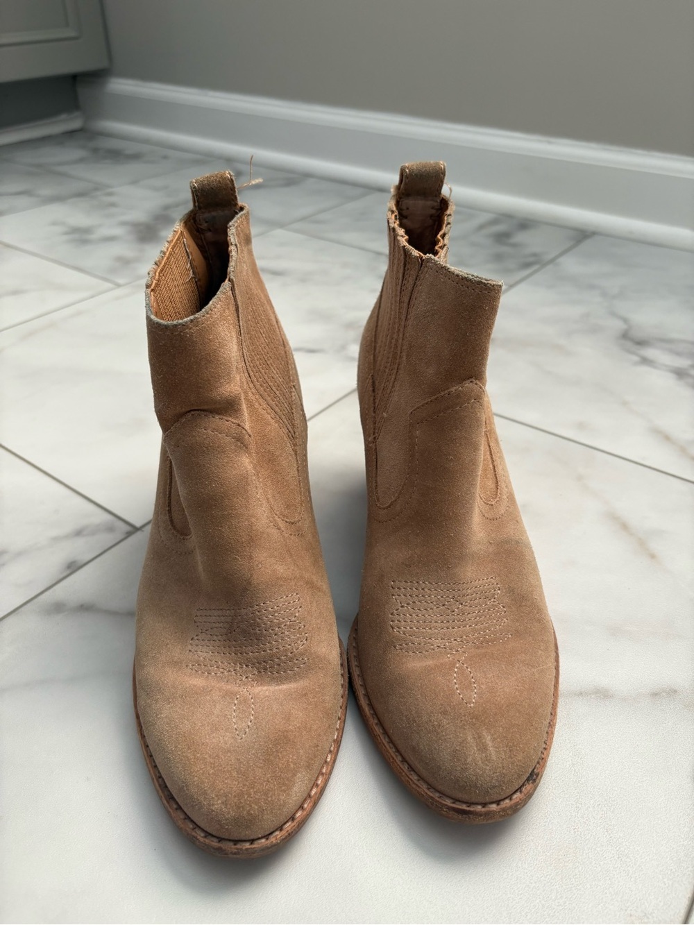 Dolce Vita Suede Tan Ankle Booties - Picture 2 of 7